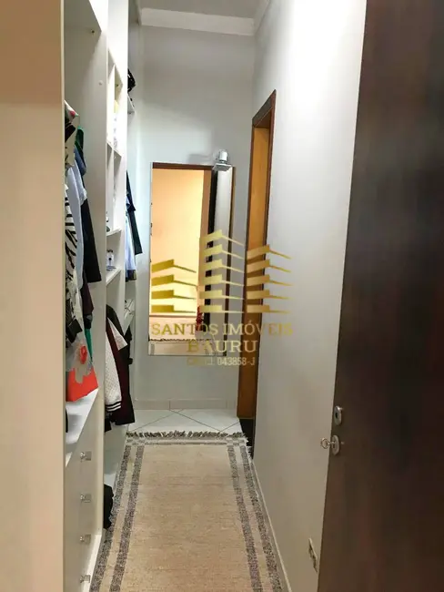 Foto 6 de Sobrado com 3 quartos à venda, 265m2 em Bauru - SP