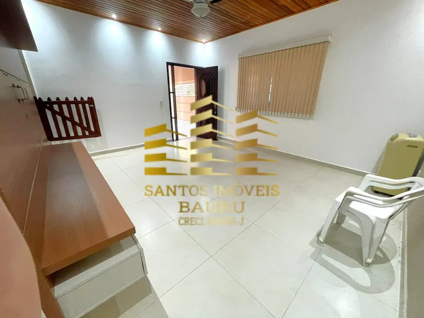 Foto 2 de Casa com 3 quartos à venda, 200m2 em Conjunto Habitacional Presidente Eurico Gaspar Dutra, Bauru - SP