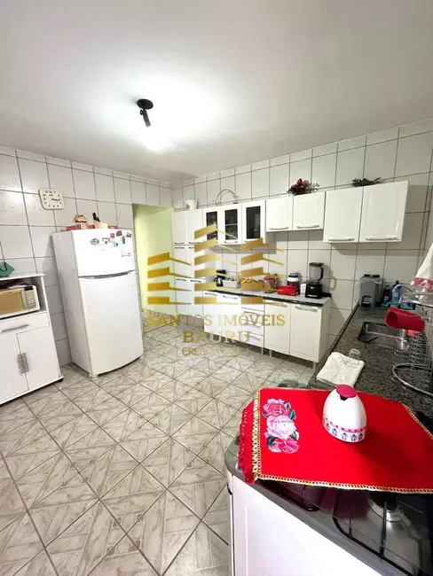 Casa com 3 quartos à venda, 200m2 em Bauru - SP - imagem 1 Foto 1 de Casa com 3 quartos à venda, 200m2 em Bauru - SP