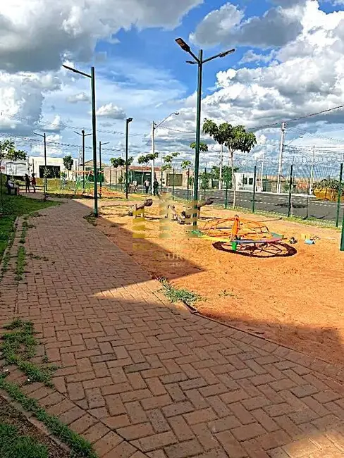 Foto 9 de Casa com 2 quartos à venda, 180m2 em Bauru - SP