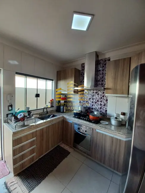 Foto 7 de Casa com 3 quartos à venda, 264m2 em Vila Carmem, Bauru - SP