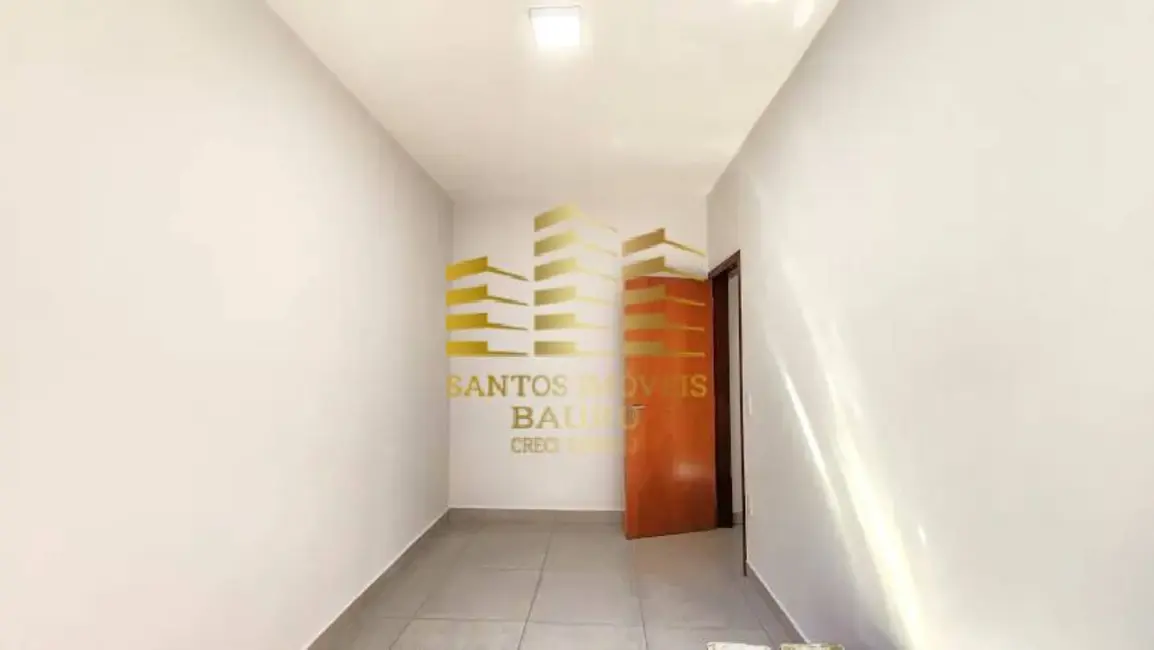 Foto 6 de Casa com 2 quartos à venda, 300m2 em Jardim Ferraz, Bauru - SP