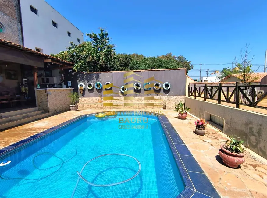 Foto 3 de Casa com 3 quartos à venda, 324m2 em Núcleo Residencial Presidente Geisel, Bauru - SP