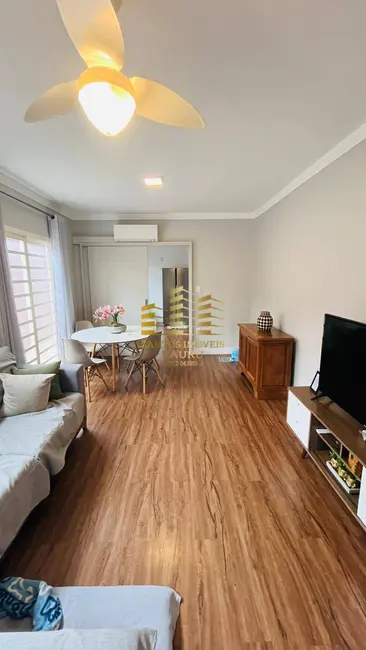 Foto 3 de Casa com 3 quartos à venda, 175m2 em Madureira, Bauru - SP