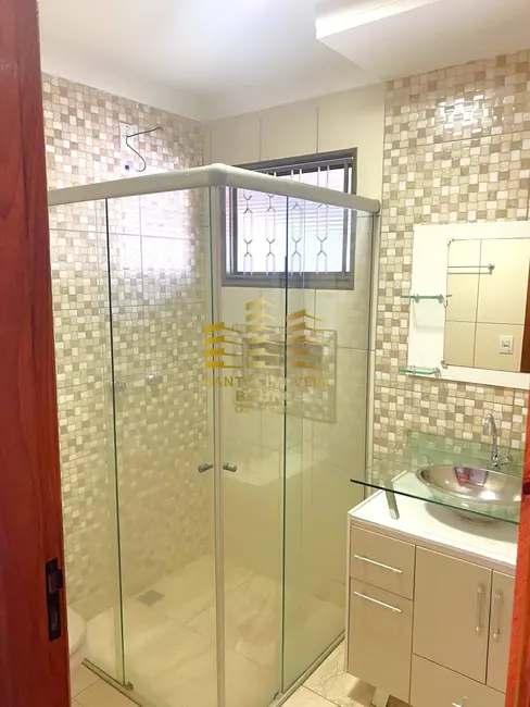 Foto 5 de Casa com 2 quartos à venda, 200m2 em Núcleo Habitacional Nobuji Nagasawa, Bauru - SP