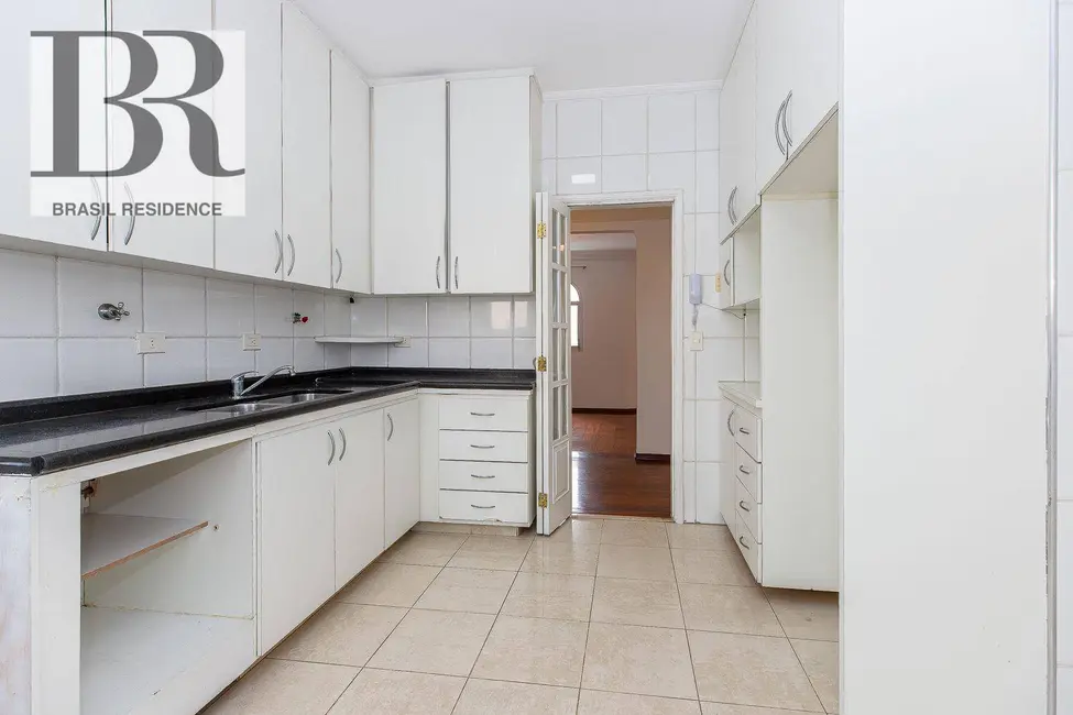 Apartamento com 3 quartos à venda, 125m2 em Moema, São Paulo - SP - imagem 3 Foto 3 de Apartamento com 3 quartos à venda, 125m2 em Moema, São Paulo - SP