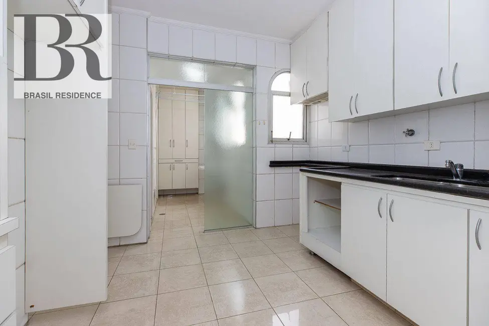 Apartamento com 3 quartos à venda, 125m2 em Moema, São Paulo - SP - imagem 6 Foto 6 de Apartamento com 3 quartos à venda, 125m2 em Moema, São Paulo - SP