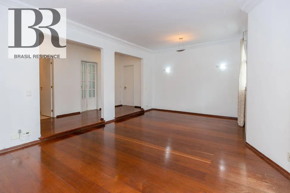 Apartamento com 3 quartos à venda, 125m2 em Moema, São Paulo - SP - imagem 9 Foto 9 de Apartamento com 3 quartos à venda, 125m2 em Moema, São Paulo - SP