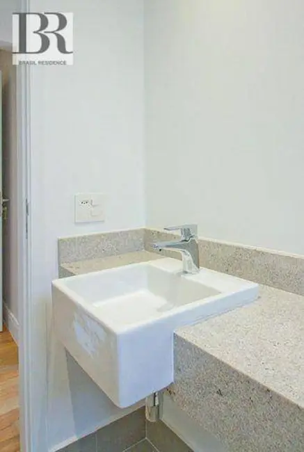 Apartamento com 2 quartos à venda, 102m2 em Moema, São Paulo - SP - imagem 3 Foto 3 de Apartamento com 2 quartos à venda, 102m2 em Moema, São Paulo - SP