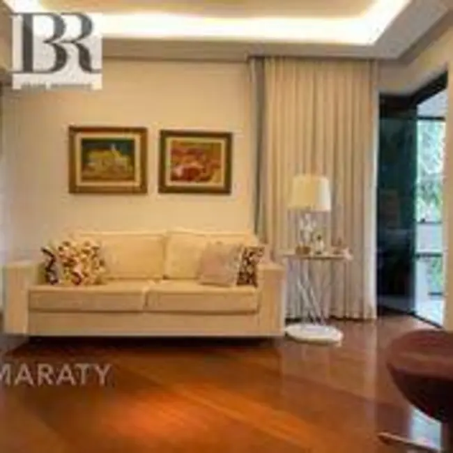 Apartamento com 4 quartos à venda, 220m2 em Moema, São Paulo - SP - imagem 8 Foto 8 de Apartamento com 4 quartos à venda, 220m2 em Moema, São Paulo - SP