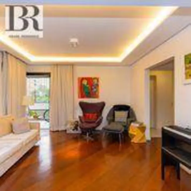 Apartamento com 4 quartos à venda, 220m2 em Moema, São Paulo - SP - imagem 9 Foto 9 de Apartamento com 4 quartos à venda, 220m2 em Moema, São Paulo - SP