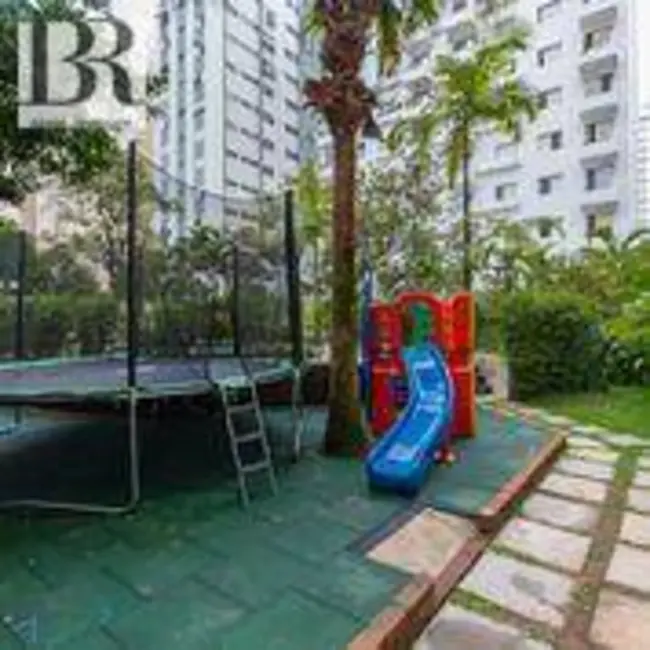Apartamento com 4 quartos à venda, 220m2 em Moema, São Paulo - SP - imagem 4 Foto 4 de Apartamento com 4 quartos à venda, 220m2 em Moema, São Paulo - SP