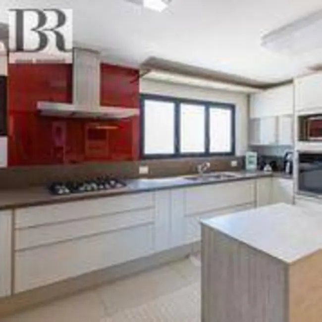 Apartamento com 4 quartos à venda, 196m2 em Moema, São Paulo - SP - imagem 9 Foto 9 de Apartamento com 4 quartos à venda, 196m2 em Moema, São Paulo - SP