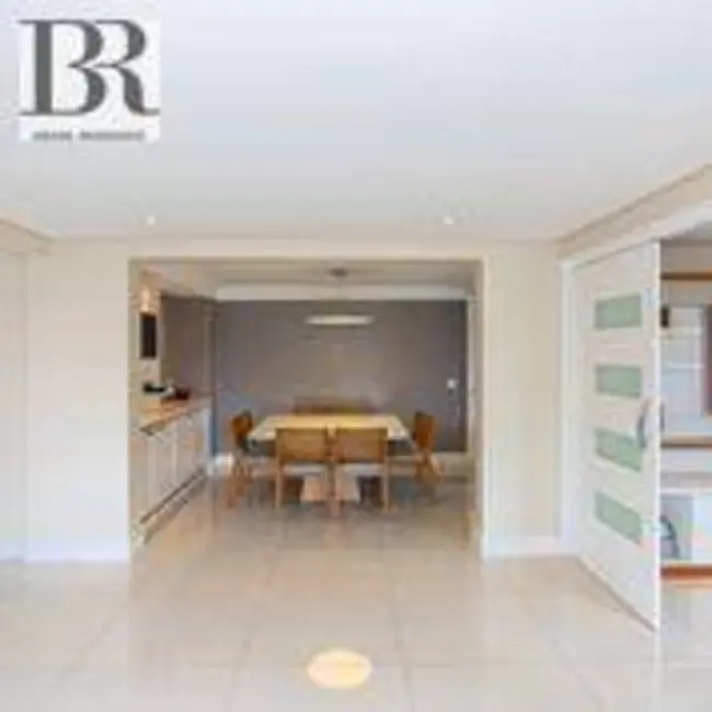 Apartamento com 4 quartos à venda, 196m2 em Moema, São Paulo - SP - imagem 7 Foto 7 de Apartamento com 4 quartos à venda, 196m2 em Moema, São Paulo - SP