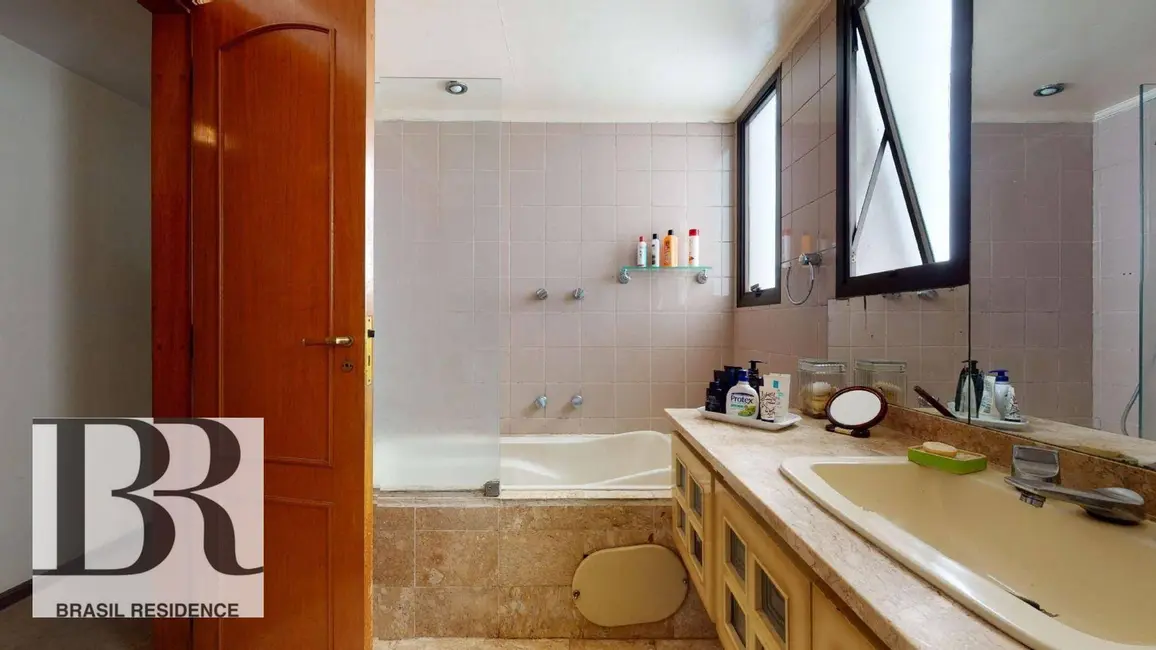 Foto 5 de Apartamento com 3 quartos à venda, 198m2 em Aclimação, São Paulo - SP