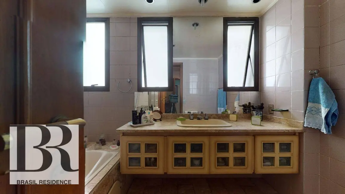 Foto 3 de Apartamento com 3 quartos à venda, 198m2 em Aclimação, São Paulo - SP