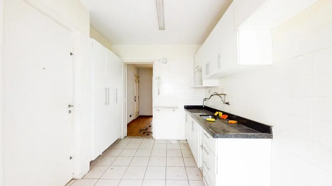 Foto 8 de Apartamento com 3 quartos à venda, 110m2 em Itaim Bibi, São Paulo - SP