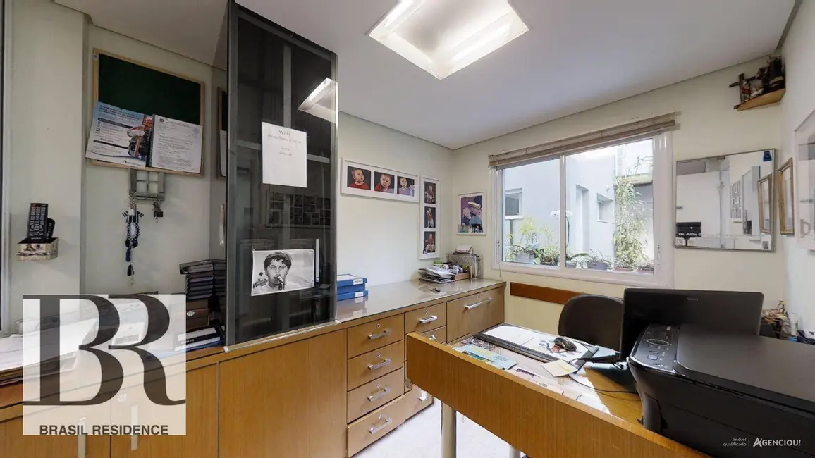 Foto 9 de Sobrado com 10 quartos à venda, 374m2 em Moema, São Paulo - SP