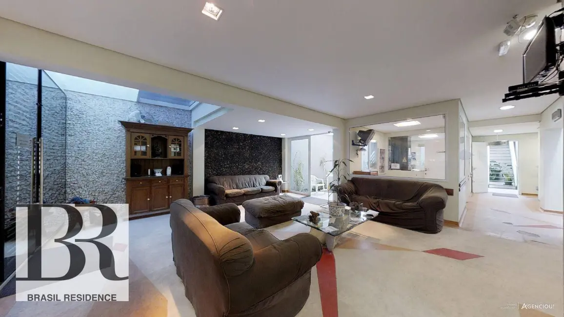 Foto 4 de Sobrado com 10 quartos à venda, 374m2 em Moema, São Paulo - SP