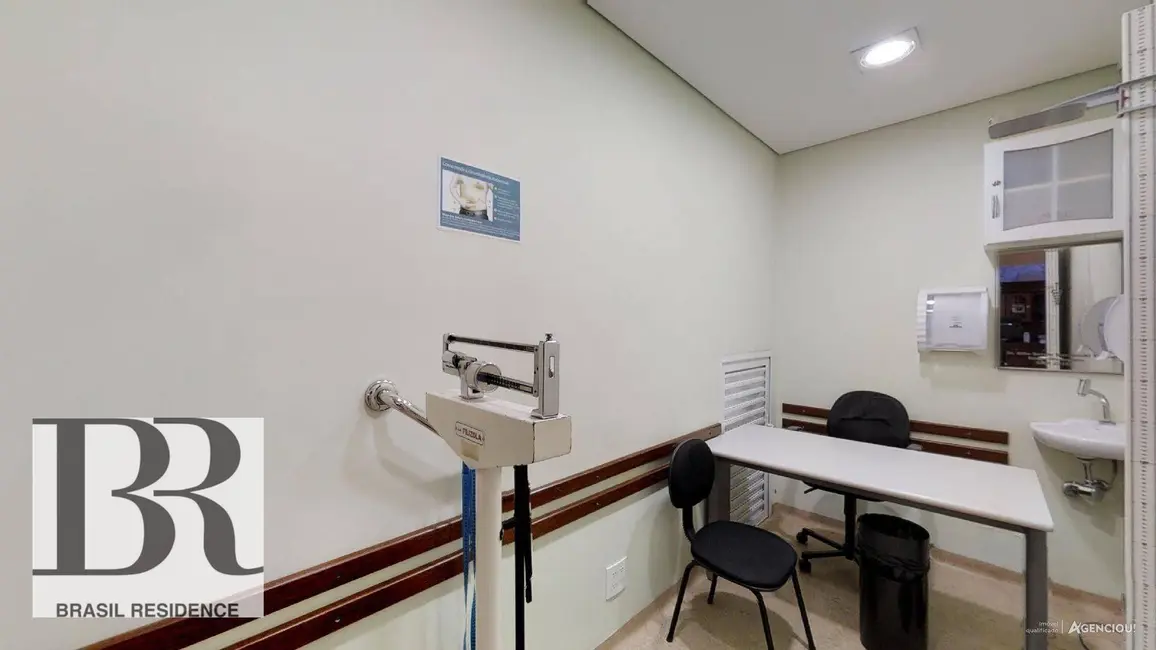 Foto 8 de Sobrado com 10 quartos à venda, 374m2 em Moema, São Paulo - SP