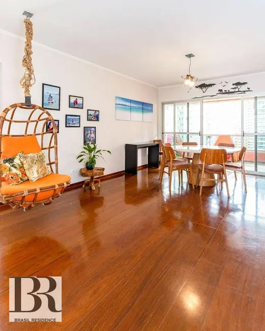 Apartamento com 3 quartos à venda, 200m2 em Moema, São Paulo - SP - imagem 8 Foto 8 de Apartamento com 3 quartos à venda, 200m2 em Moema, São Paulo - SP