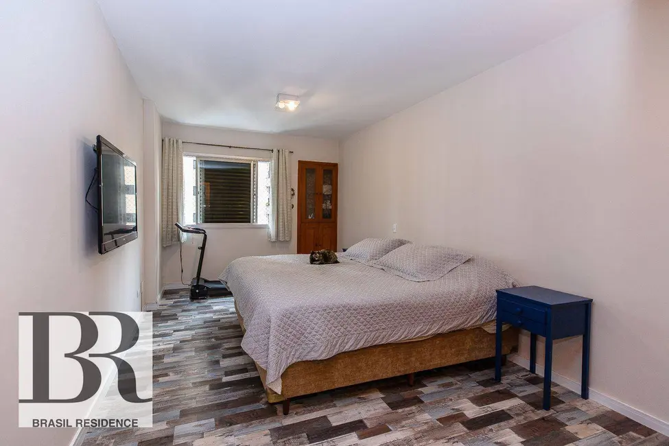 Apartamento com 3 quartos à venda, 200m2 em Moema, São Paulo - SP - imagem 2 Foto 2 de Apartamento com 3 quartos à venda, 200m2 em Moema, São Paulo - SP