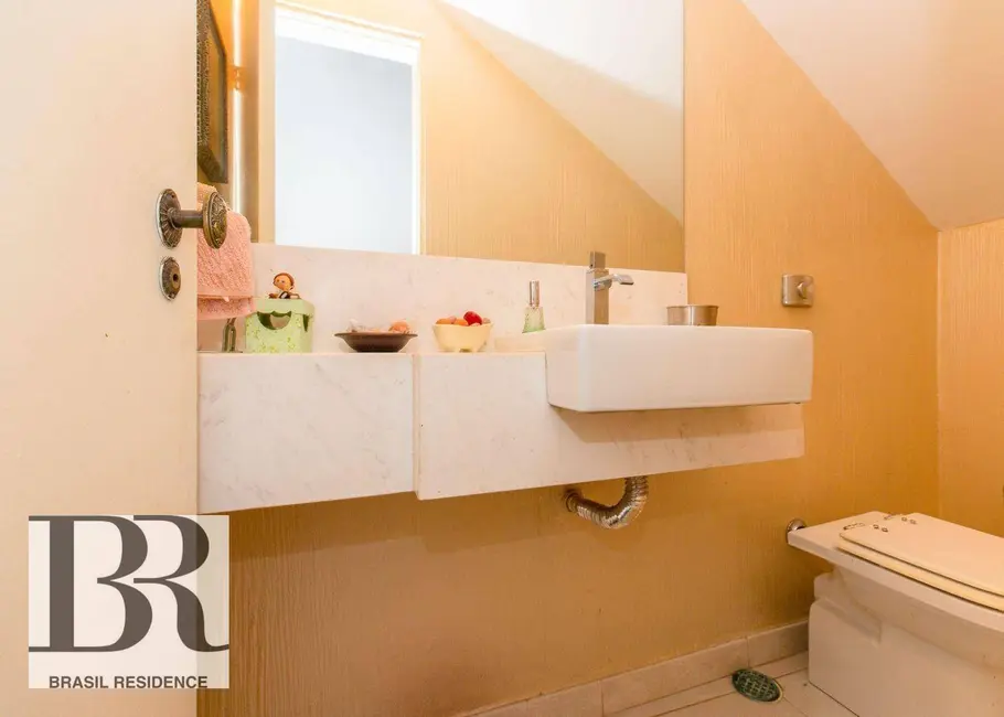 Casa com 4 quartos à venda, 274m2 em Planalto Paulista, São Paulo - SP - imagem 2 Foto 2 de Casa com 4 quartos à venda, 274m2 em Planalto Paulista, São Paulo - SP