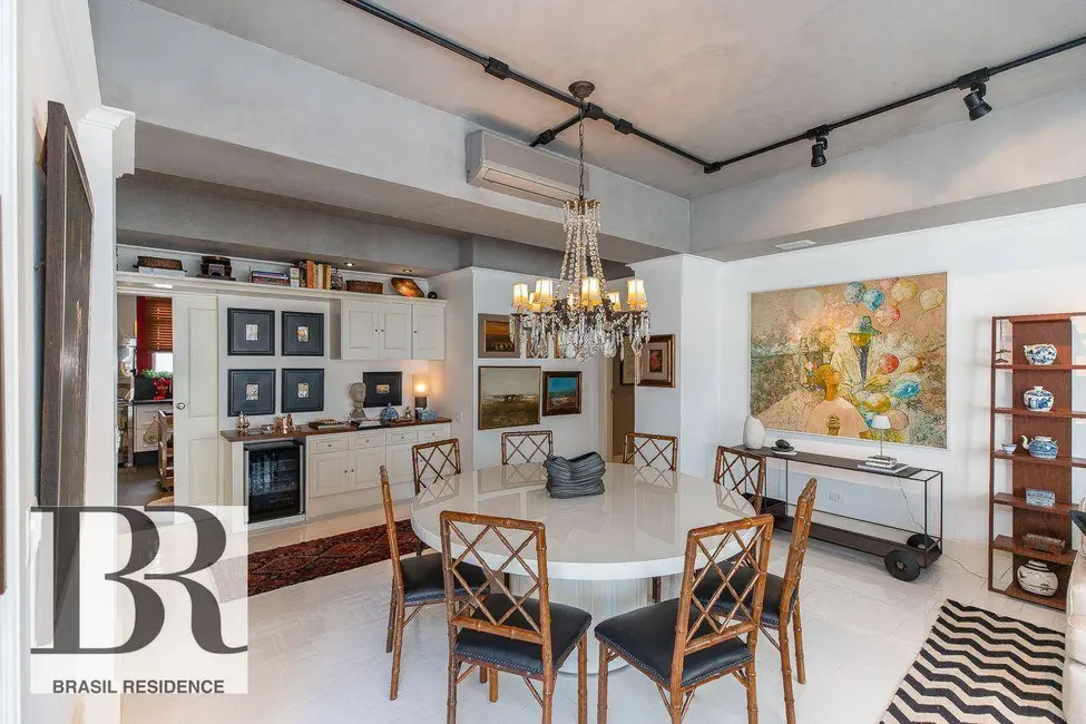 Apartamento com 3 quartos à venda, 221m2 em Jardim Paulista, São Paulo - SP - imagem 2 Foto 2 de Apartamento com 3 quartos à venda, 221m2 em Jardim Paulista, São Paulo - SP