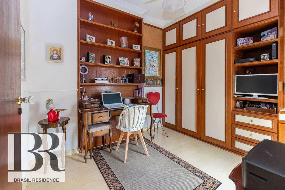 Apartamento com 4 quartos à venda, 133m2 em Vila Alexandria, São Paulo - SP - imagem 9 Foto 9 de Apartamento com 4 quartos à venda, 133m2 em Vila Alexandria, São Paulo - SP