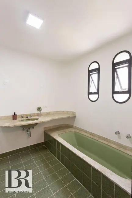 Foto 2 de Apartamento com 4 quartos à venda, 252m2 em Jardim Paulista, São Paulo - SP