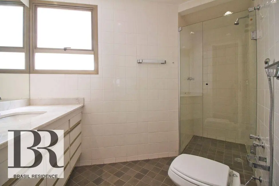 Apartamento com 4 quartos à venda, 149m2 em Moema, São Paulo - SP - imagem 2 Foto 2 de Apartamento com 4 quartos à venda, 149m2 em Moema, São Paulo - SP