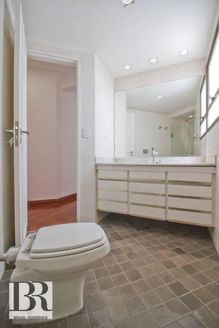 Apartamento com 4 quartos à venda, 149m2 em Moema, São Paulo - SP - imagem 7 Foto 7 de Apartamento com 4 quartos à venda, 149m2 em Moema, São Paulo - SP