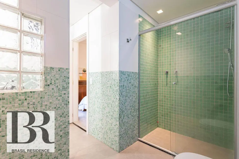 Apartamento com 3 quartos à venda, 120m2 em Moema, São Paulo - SP - imagem 2 Foto 2 de Apartamento com 3 quartos à venda, 120m2 em Moema, São Paulo - SP