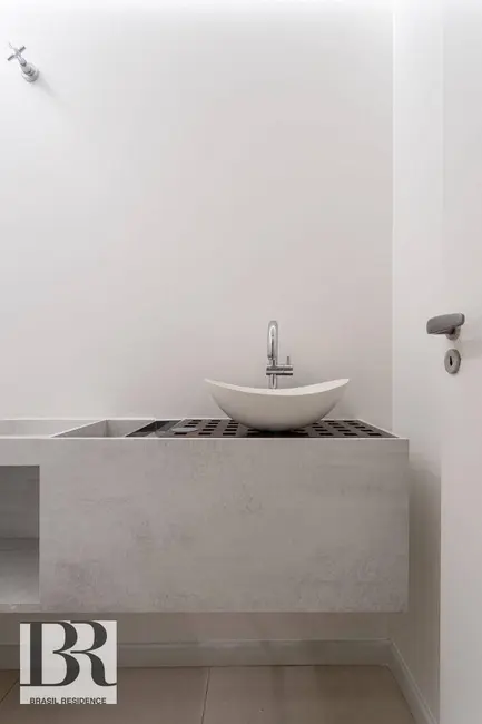 Apartamento com 3 quartos à venda, 120m2 em Moema, São Paulo - SP - imagem 7 Foto 7 de Apartamento com 3 quartos à venda, 120m2 em Moema, São Paulo - SP