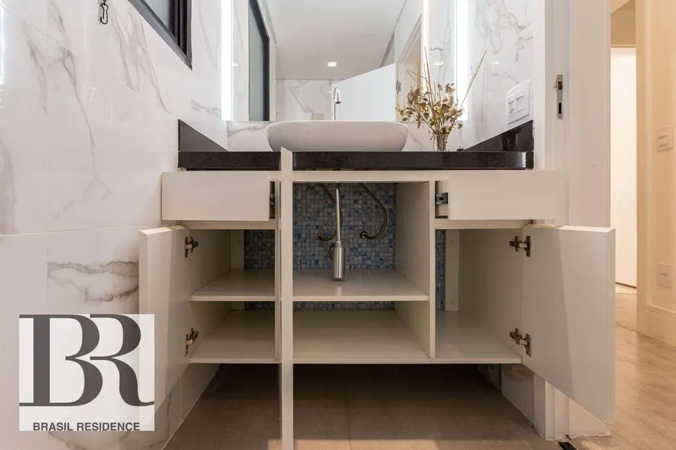 Apartamento com 3 quartos à venda, 120m2 em Moema, São Paulo - SP - imagem 5 Foto 5 de Apartamento com 3 quartos à venda, 120m2 em Moema, São Paulo - SP