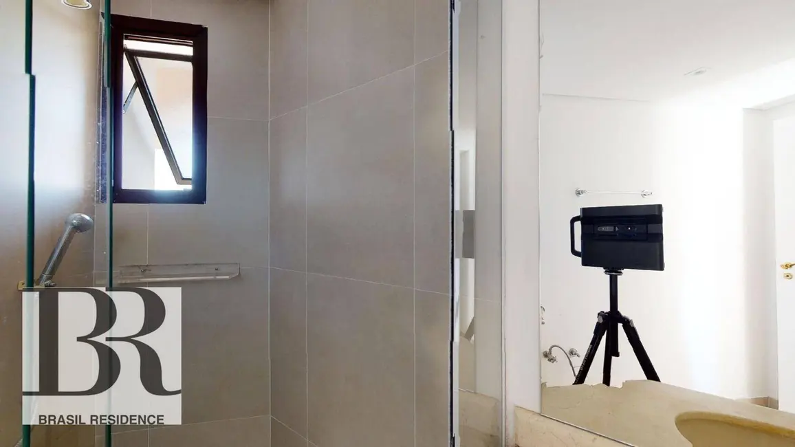 Apartamento com 3 quartos à venda, 148m2 em Moema, São Paulo - SP - imagem 6 Foto 6 de Apartamento com 3 quartos à venda, 148m2 em Moema, São Paulo - SP