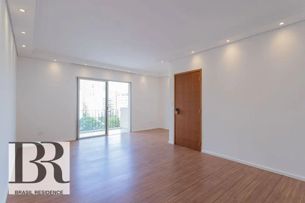 Apartamento com 3 quartos à venda, 113m2 em Moema, São Paulo - SP - imagem 1 Foto 1 de Apartamento com 3 quartos à venda, 113m2 em Moema, São Paulo - SP
