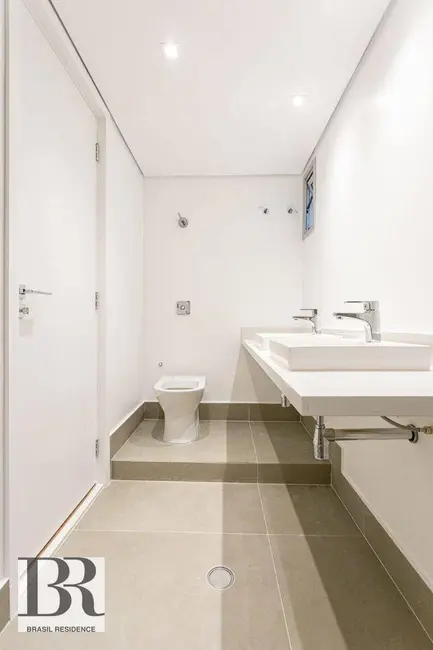 Foto 2 de Apartamento com 2 quartos à venda, 161m2 em Moema, São Paulo - SP