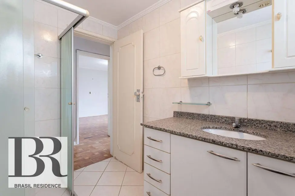 Apartamento com 3 quartos à venda, 125m2 em Moema, São Paulo - SP - imagem 4 Foto 4 de Apartamento com 3 quartos à venda, 125m2 em Moema, São Paulo - SP