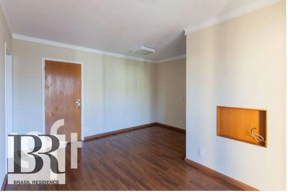 Apartamento com 3 quartos à venda, 80m2 em Aclimação, São Paulo - SP - imagem 3 Foto 3 de Apartamento com 3 quartos à venda, 80m2 em Aclimação, São Paulo - SP