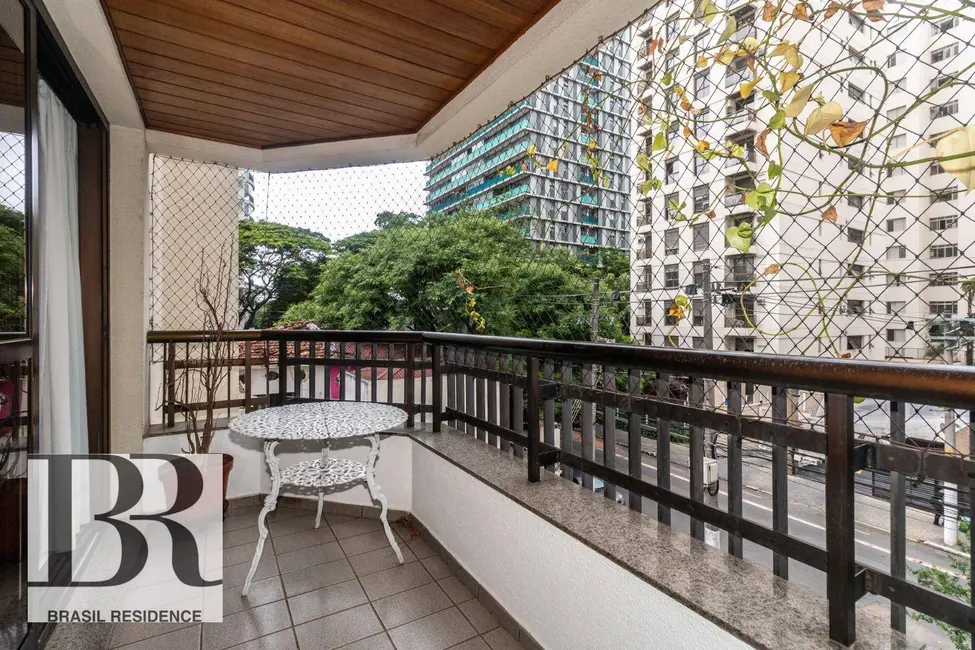 Foto 9 de Apartamento com 4 quartos para alugar, 140m2 em Moema, São Paulo - SP