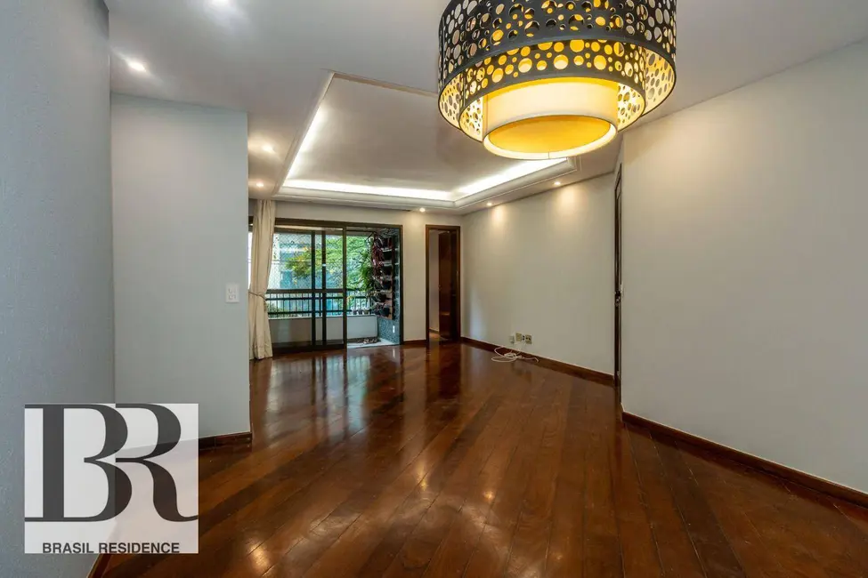 Foto 6 de Apartamento com 4 quartos para alugar, 140m2 em Moema, São Paulo - SP