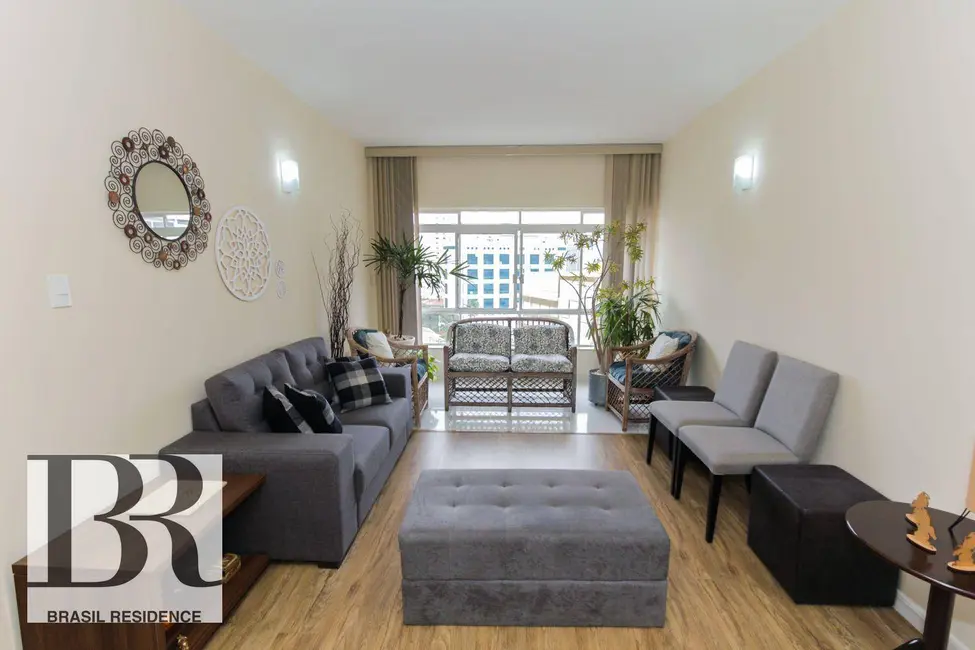 Foto 2 de Apartamento com 2 quartos à venda, 108m2 em Vila Nova Conceição, São Paulo - SP