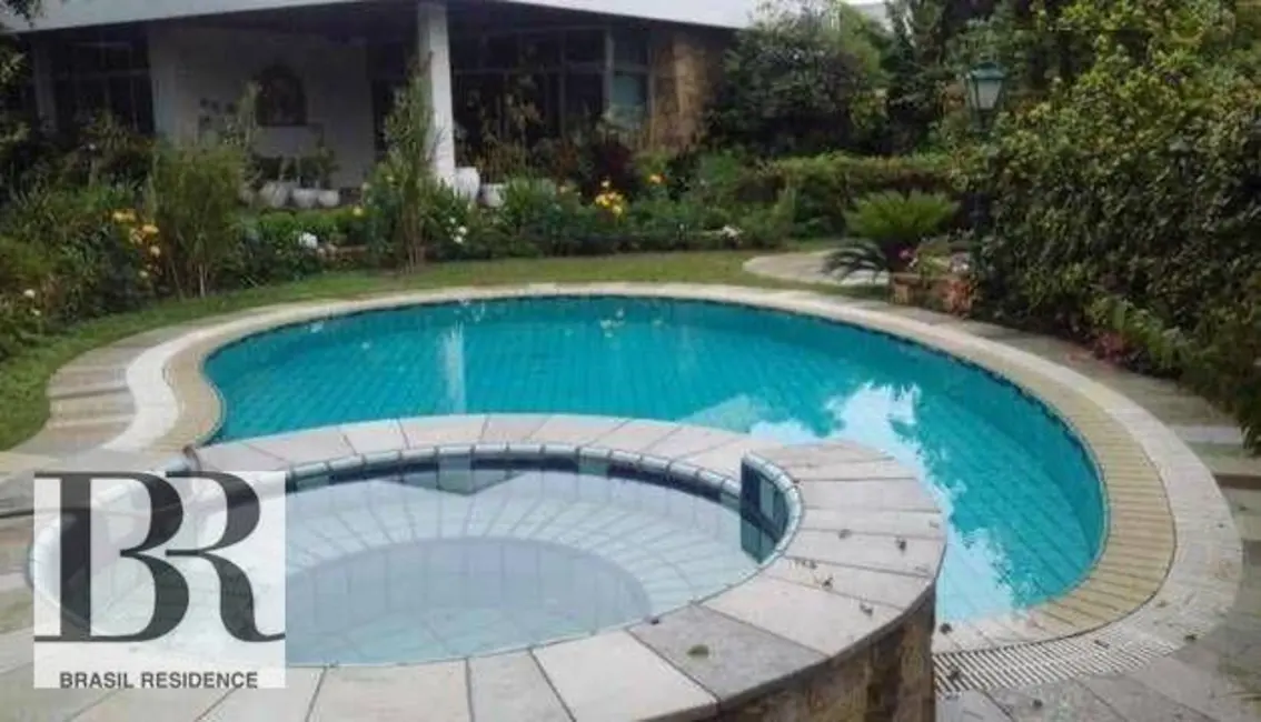 Foto 4 de Casa com 4 quartos para alugar, 1500m2 em Jardim dos Estados, São Paulo - SP