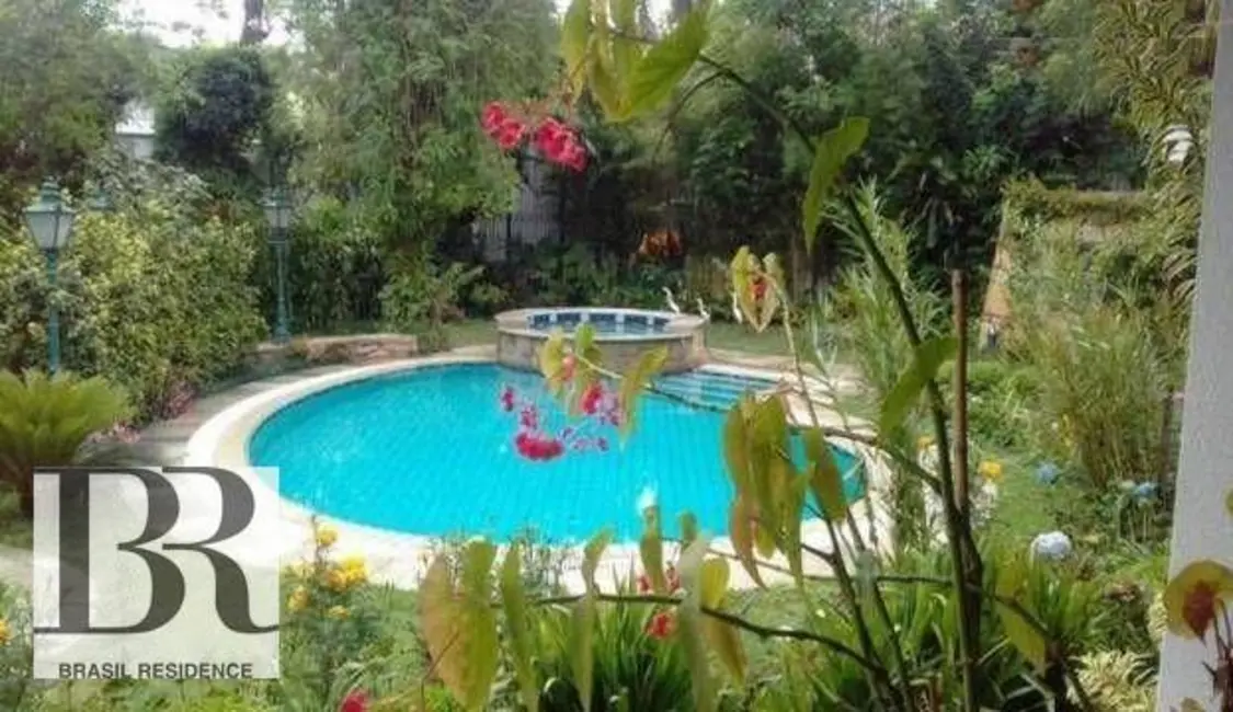 Foto 5 de Casa com 4 quartos para alugar, 1500m2 em Jardim dos Estados, São Paulo - SP