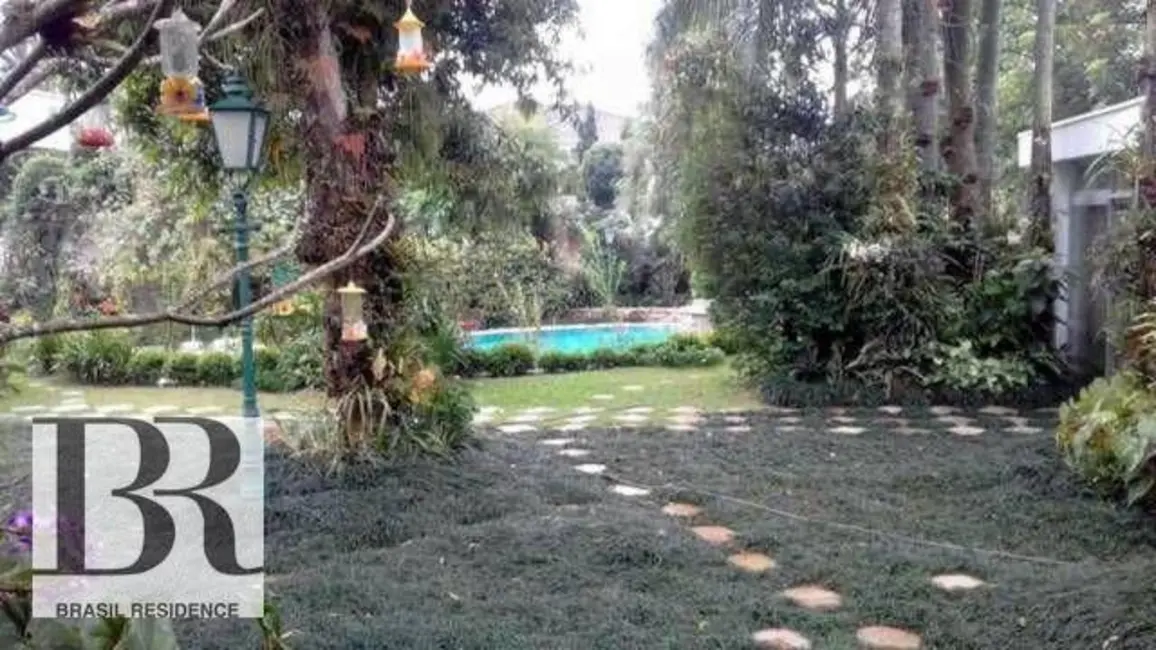 Foto 3 de Casa com 4 quartos para alugar, 1500m2 em Jardim dos Estados, São Paulo - SP