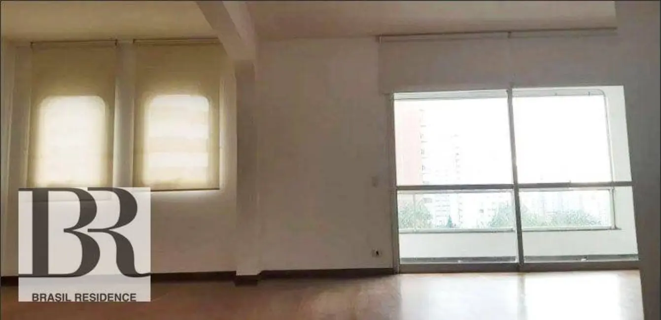 Foto 2 de Apartamento com 3 quartos para alugar, 200m2 em Campo Belo, São Paulo - SP