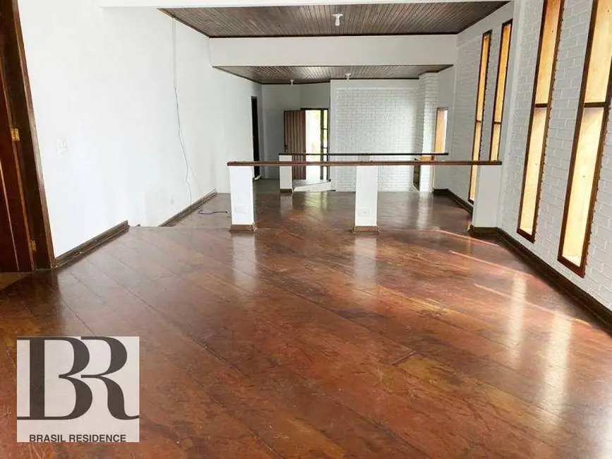 Foto 4 de Casa com 4 quartos à venda, 230m2 em Santana De Parnaiba - SP