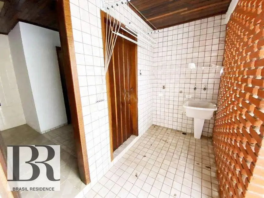 Foto 5 de Casa com 4 quartos à venda, 230m2 em Santana De Parnaiba - SP