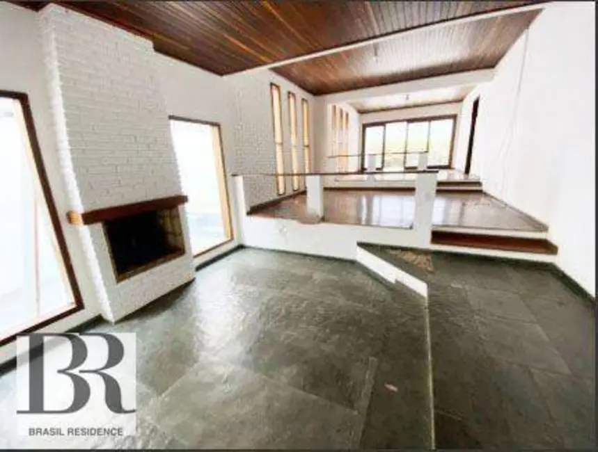 Foto 8 de Casa com 4 quartos à venda, 230m2 em Santana De Parnaiba - SP